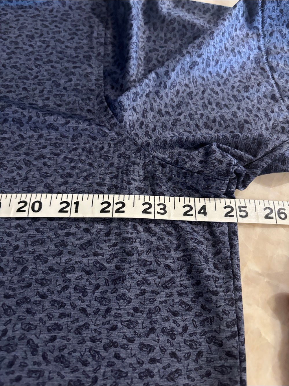 Peter Millar crown crafted shirt. - Picture 11 of 13